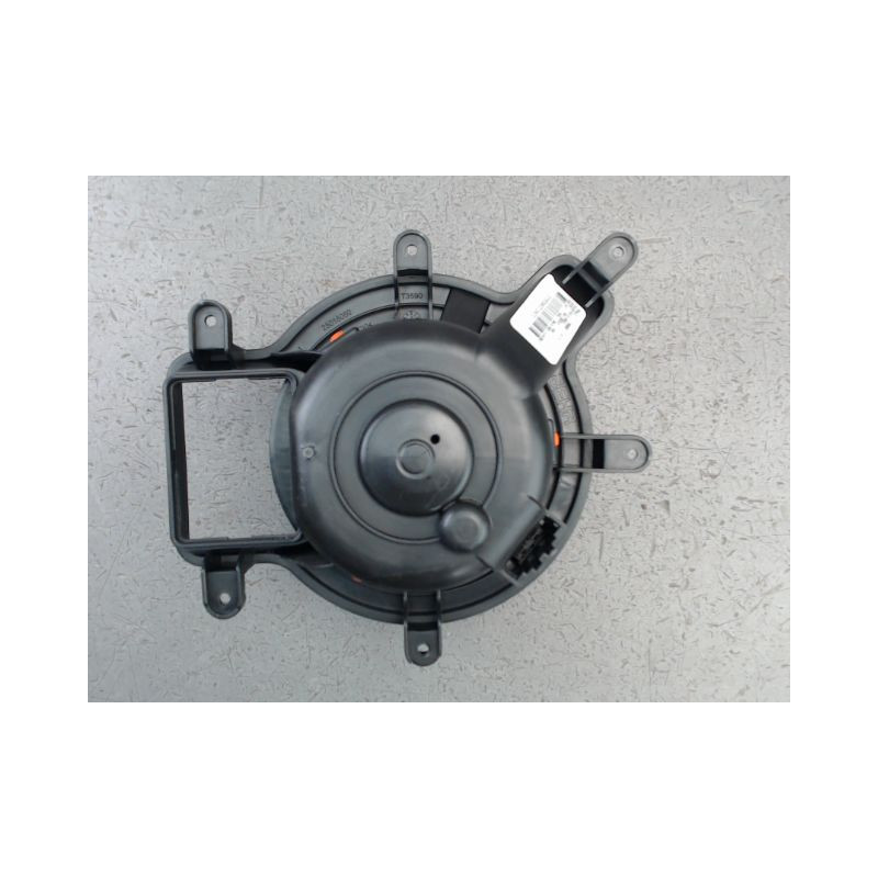 MOTEUR VENTILATEUR CHAUFFAGE PEUGEOT 5008