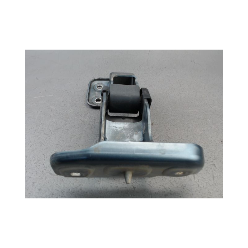 CHARNIERE SUP PORTE BATTANTE ARD PEUGEOT EXPERT