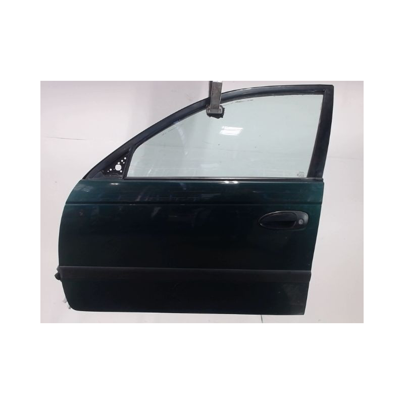 PORTE AVANT GAUCHE TOYOTA AVENSIS -2000
