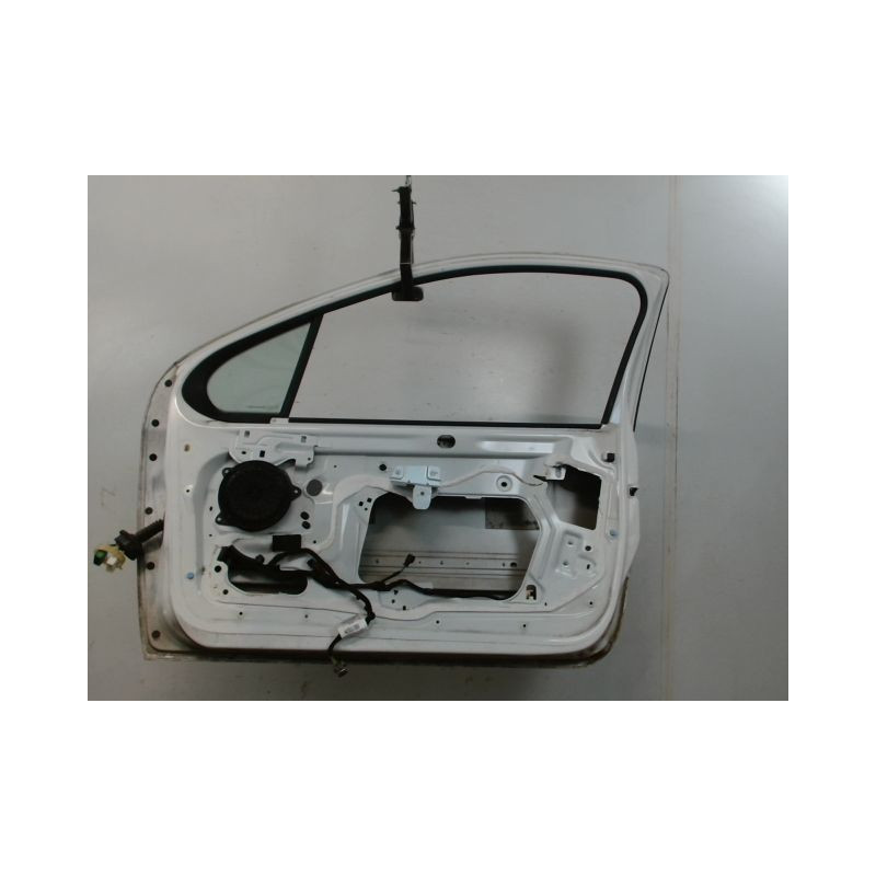 PORTE AVANT DROIT PEUGEOT 207