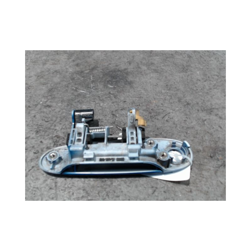 POIGNEE EXTERIEURE PORTE AVANT DROIT TOYOTA YARIS -2003
