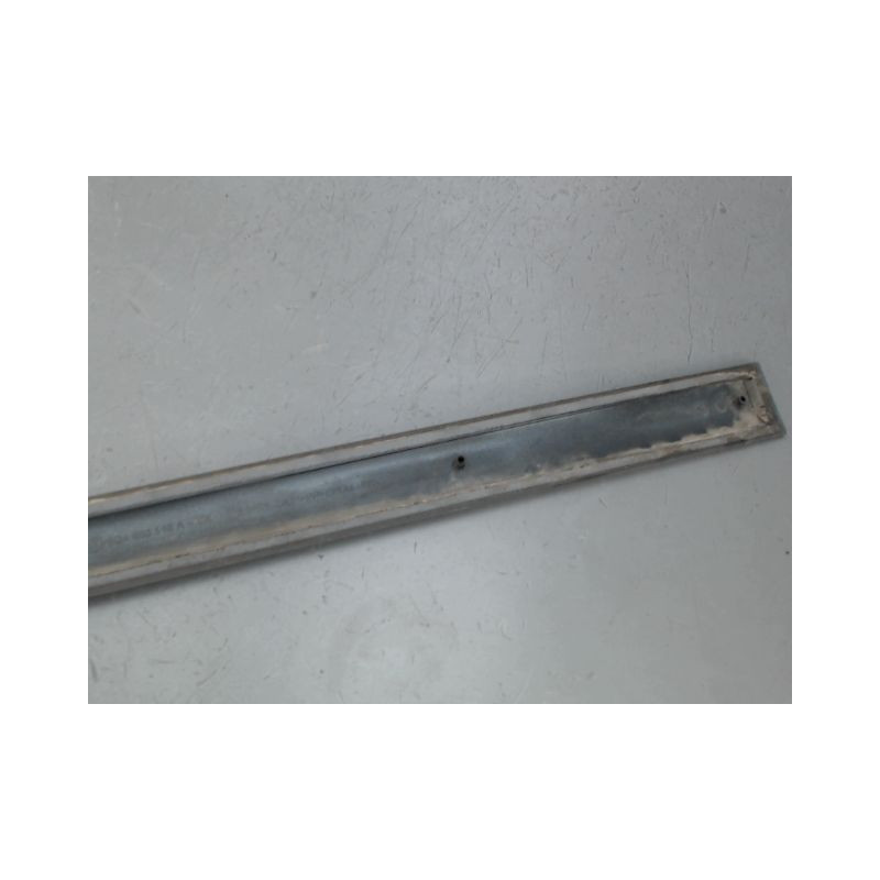 PROTECTION PORTE AVANT DROIT VOLKSWAGEN POLO