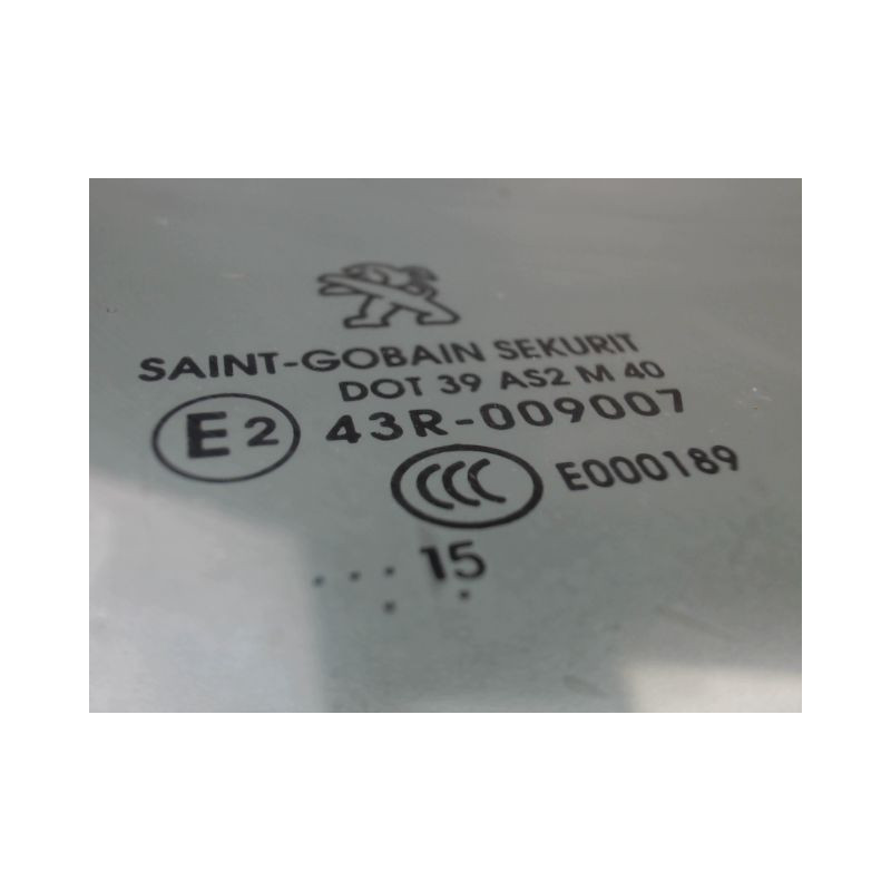 GLACE PORTE AVG PEUGEOT 308