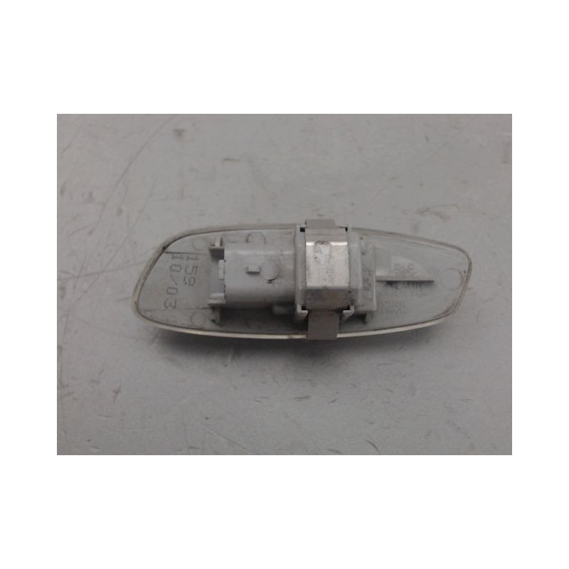 REPETITEUR RETROVISEUR DROIT CITROEN C4