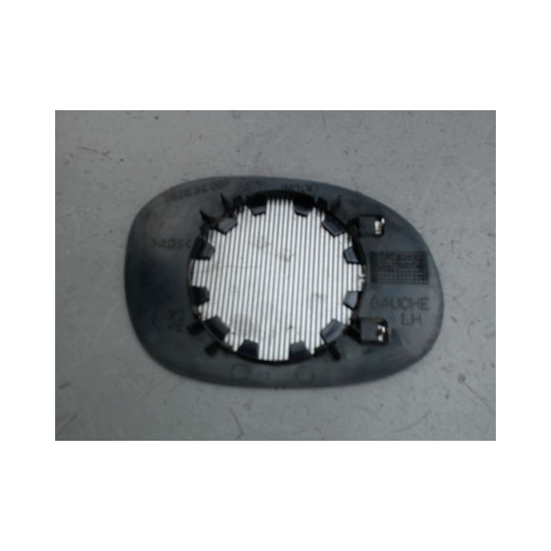 GLACE RETROVISEUR EXT G PEUGEOT 206