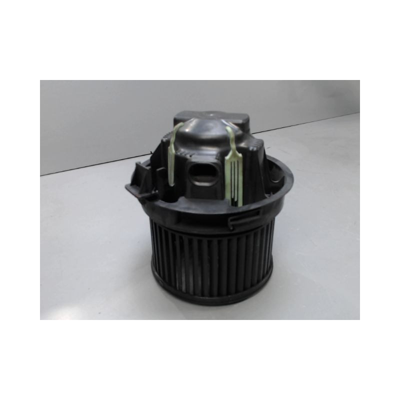 MOTEUR VENTILATEUR CHAUFFAGE PEUGEOT 207