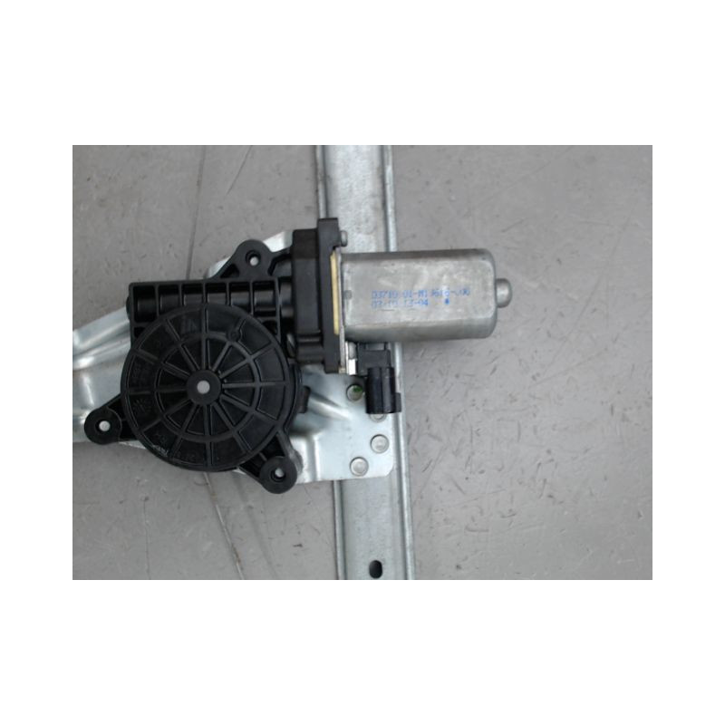 MECANISME LEVE-GLACE ARRIERE DROIT DACIA SANDERO