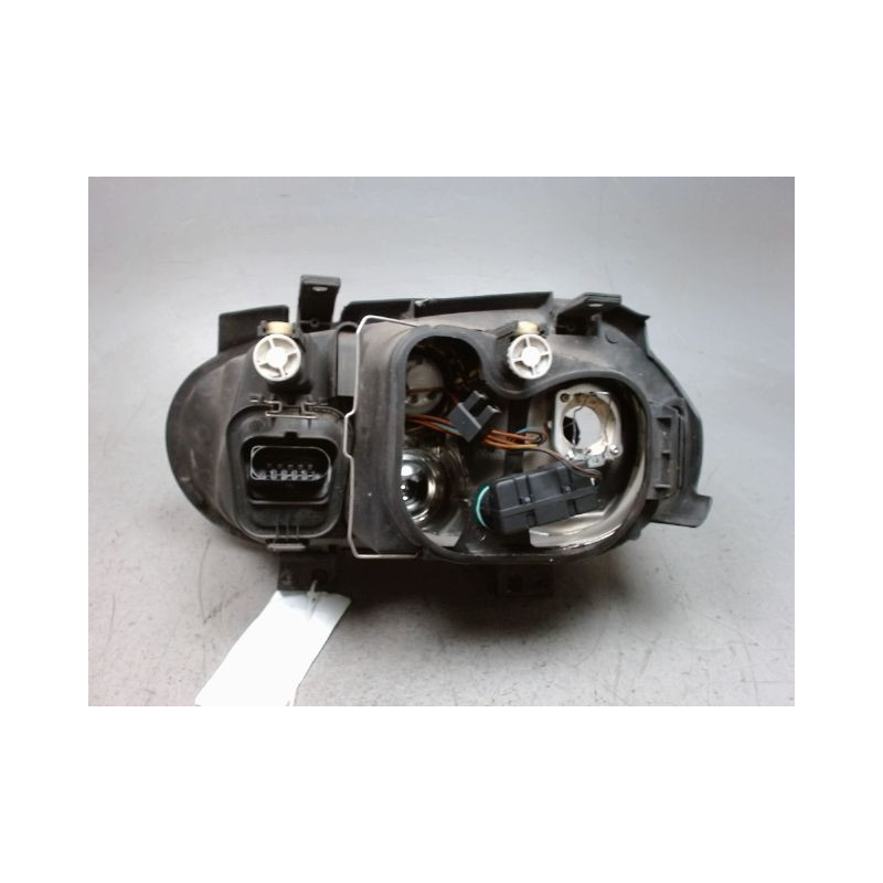 PHARE DROIT VOLKSWAGEN GOLF IV 98-2004