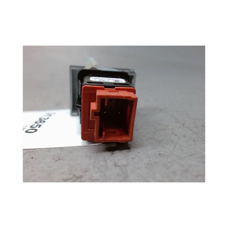BOUTON DE WARNING CITROEN C3