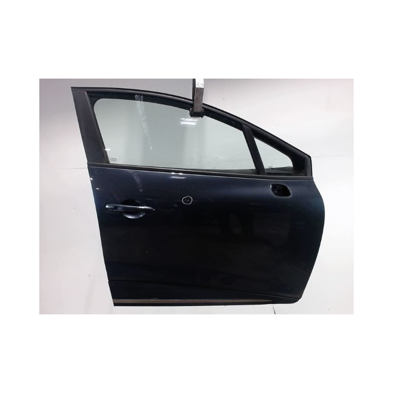 PORTE AVANT DROIT RENAULT CLIO