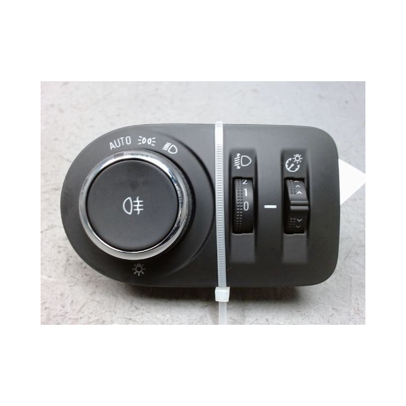 INTERIEUR COMMANDE PHARES OPEL CORSA