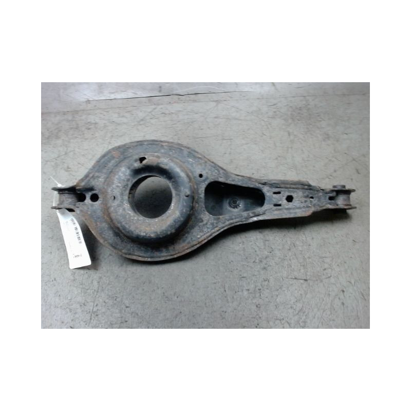 TRIANGLE INFERIEUR ARRIERE DROIT FORD G.C-MAX