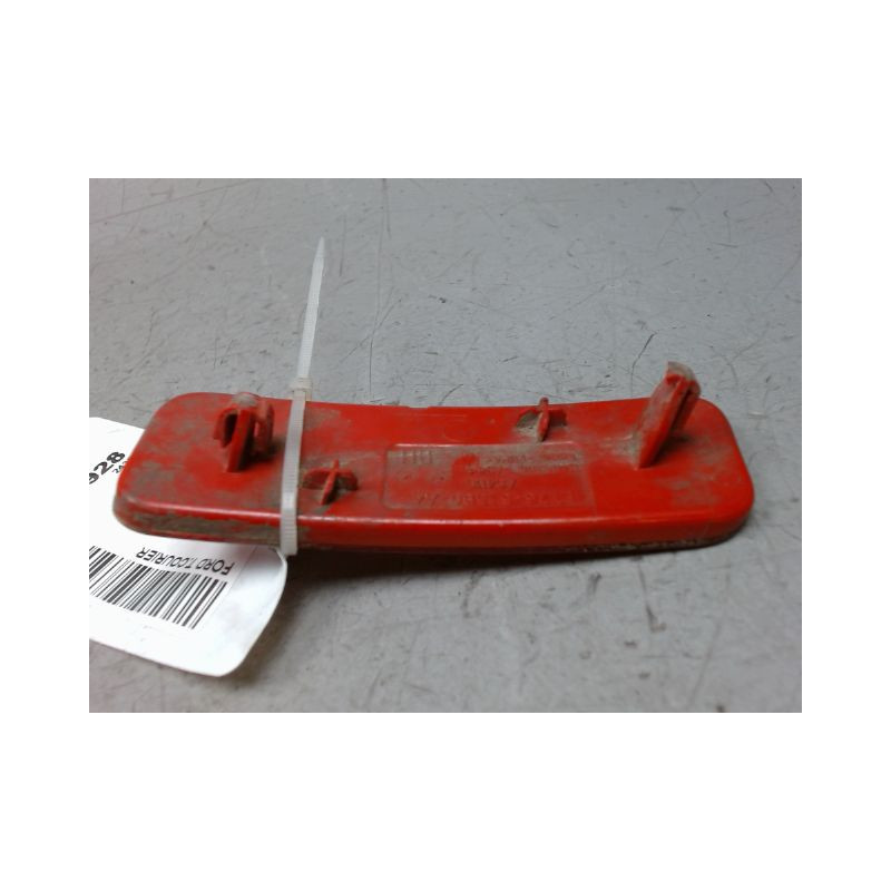 CATADIOPTRE ARD FORD T.COURIER