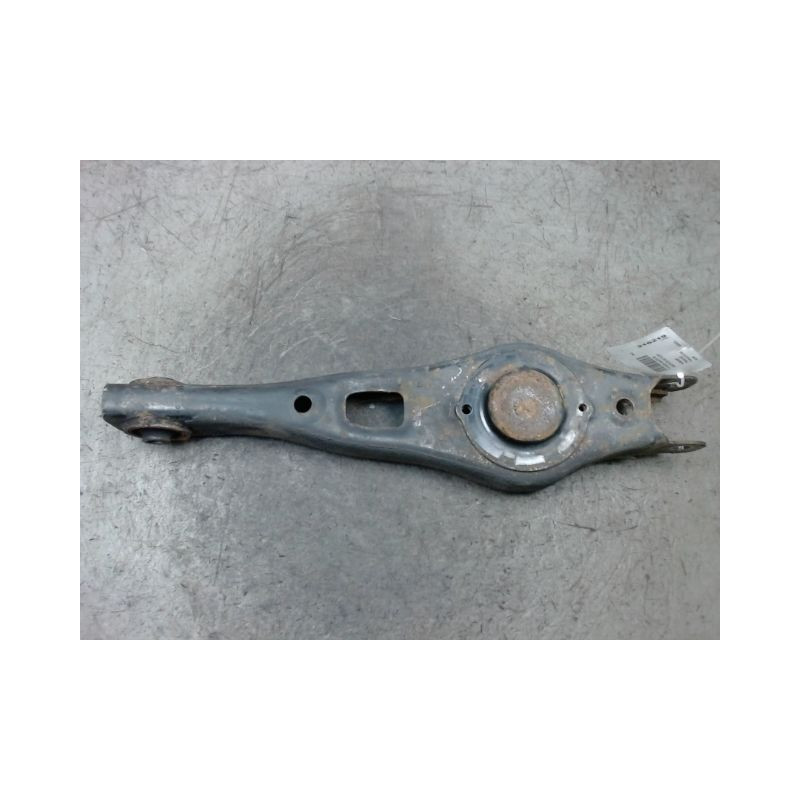 TRIANGLE INFERIEUR ARRIERE GAUCHE HYUNDAI SANTA FE 4X4 00-