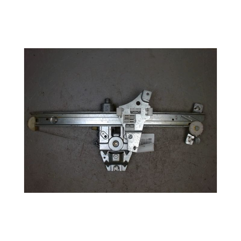 MECANISME+MOTEUR LEVE-GLACE AVANT DROIT TOYOTA AVENSIS -2000