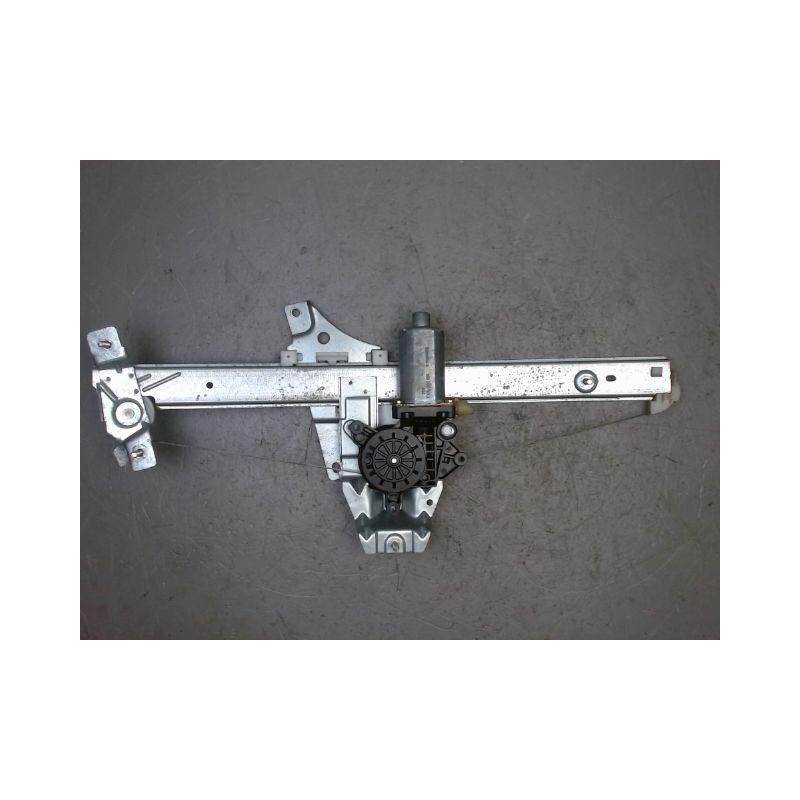 MECANISME+MOTEUR LEVE-GLACE AVANT DROIT TOYOTA AVENSIS -2000