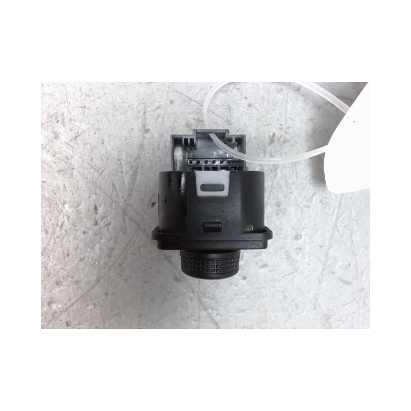 COMMANDE RETROVISSEUR EXTERIEUR ELECTRIQUE VOLKSWAGEN POLO