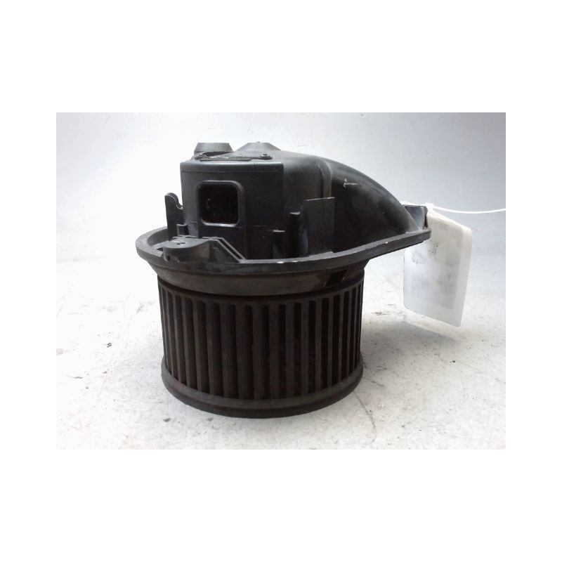 MOTEUR VENTILATEUR CHAUFFAGE VOLKSWAGEN LT 46