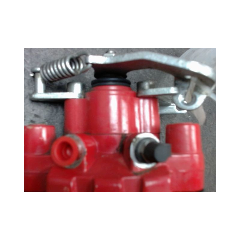 ETRIER DE FREIN ARRIERE DROIT MICROCAR M.GO