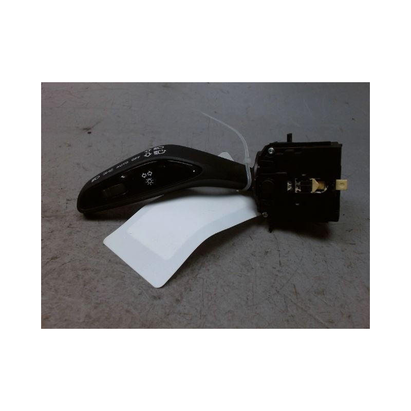 COMMANDE CLIGNOTANT M.G. MG4