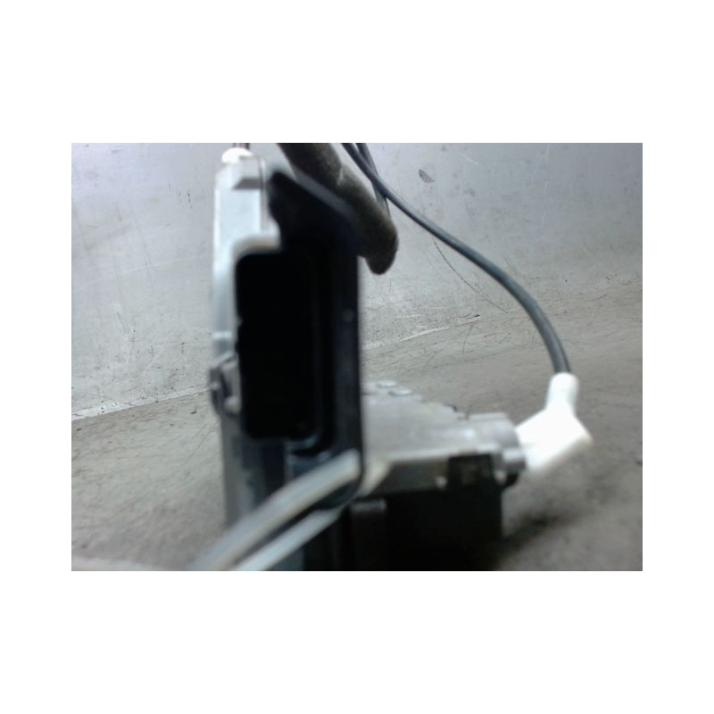 SYSTEME CONDAMNATION AVANT GAUCHE PEUGEOT 308 2011-