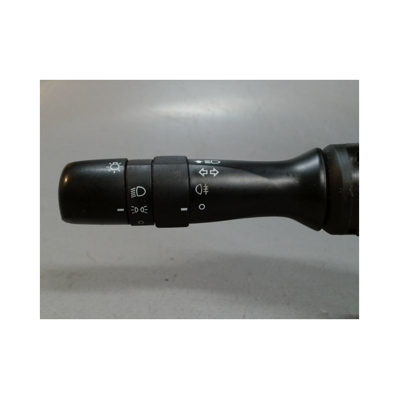 COMMANDE CLIGNOTANT TOYOTA YARIS