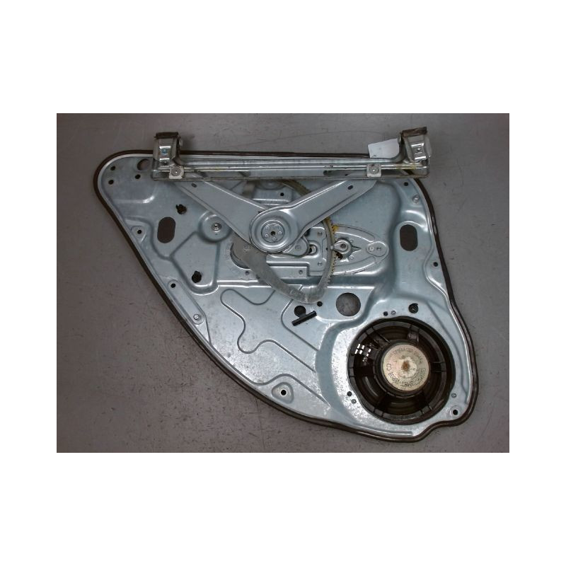 MECANISME+MOTEUR LEVE-GLACE ARRIERE DROIT FORD FOCUS