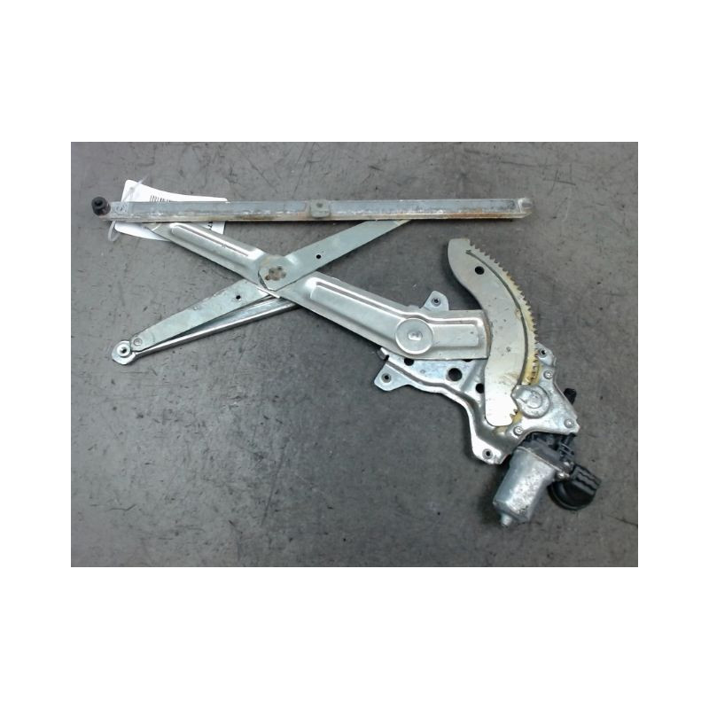 MECANISME+MOTEUR LEVE-GLACE AVANT GAUCHE SUZUKI SWIFT -03/05