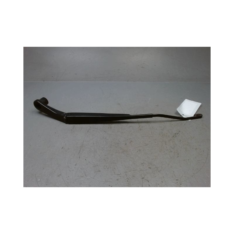BRAS ESSUIE-GLACE AVANT DROIT CHRYSLER 300 C