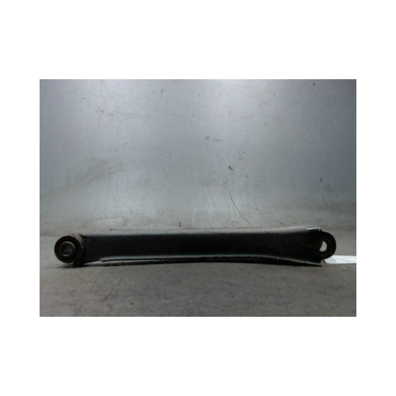 TRIANGLE INFERIEUR ARRIERE DROIT HYUNDAI TUCSON -04