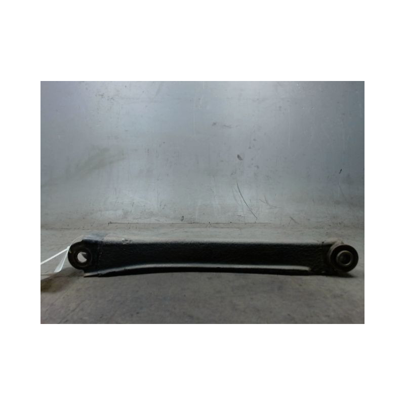 TRIANGLE INFERIEUR ARRIERE GAUCHE HYUNDAI TUCSON -04