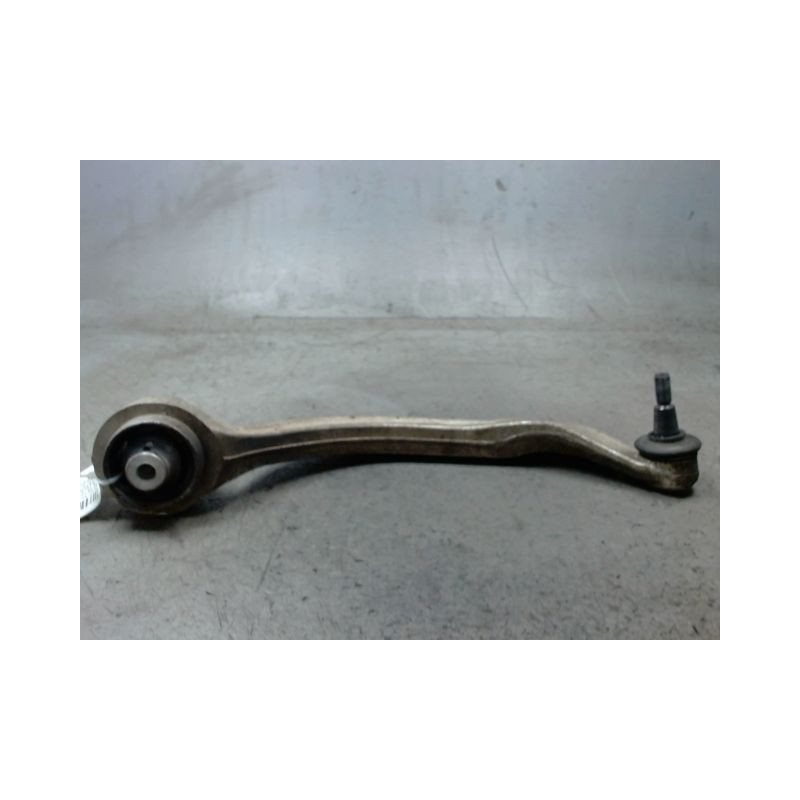 TRIANGLE INFERIEUR AVANT DROIT AUDI A4 2004-