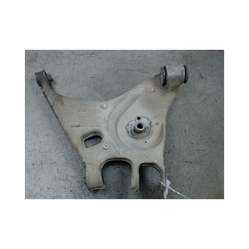 TRIANGLE INFERIEUR ARRIERE DROIT AUDI A4 2004-