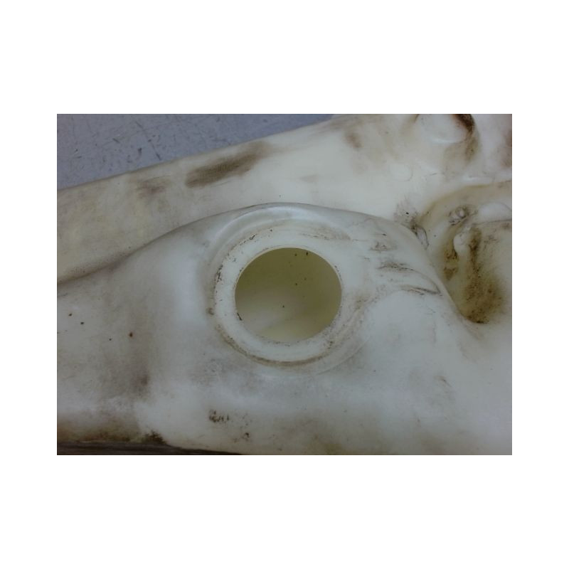 RESERVOIR LAVE-GLACE AVANT PEUGEOT 605 94-99