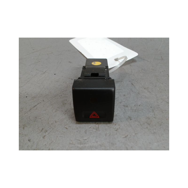 BOUTON DE WARNING PEUGEOT 605 94-99