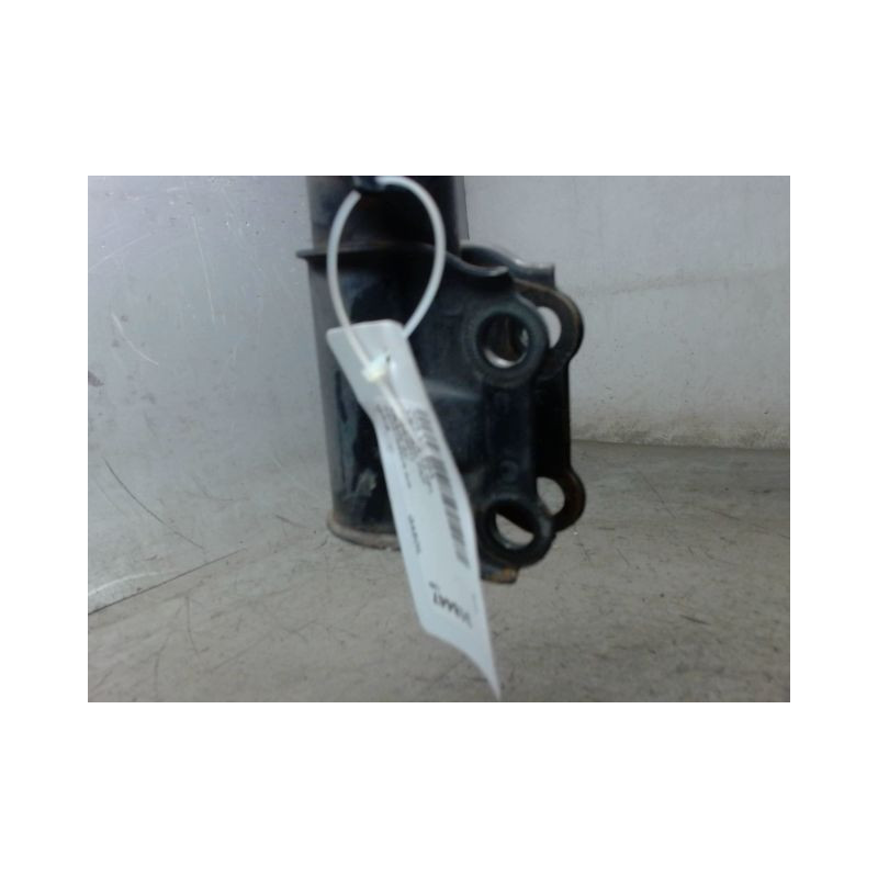 AMORTISSEUR AVANT GAUCHE KIA VENGA 09-