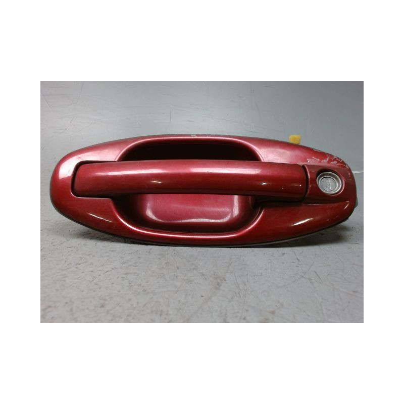 POIGNEE EXTERIEURE PORTE AVANT GAUCHE HYUNDAI SANTA FE 4X4 -00