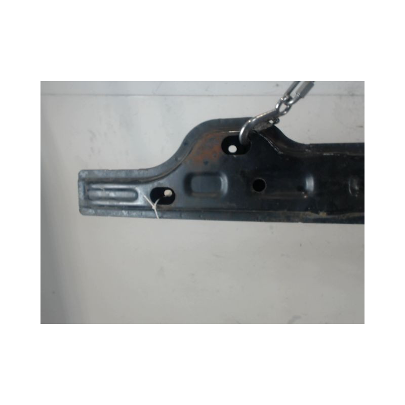 RENFORT PARE-CHOC AVANT HYUNDAI SANTA FE 4X4 -00
