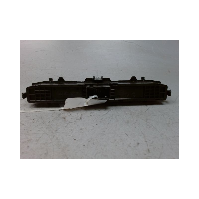 BOUTON DE WARNING PEUGEOT 308 2011-