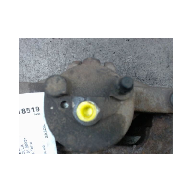 ETRIER DE FREIN AVANT DROIT TOYOTA COROLLA 2002-