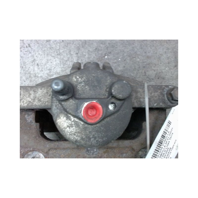 ETRIER DE FREIN AVANT GAUCHE TOYOTA COROLLA 2002-