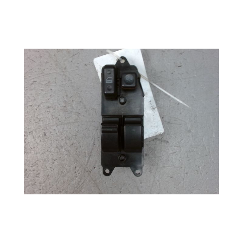 COMMANDE LEVE-GLACE PORTE AVG TOYOTA COROLLA 2002-