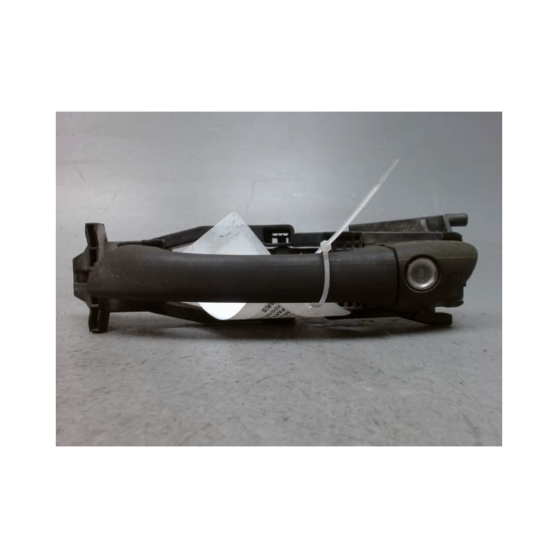 POIGNEE EXTERIEURE PORTE AVANT GAUCHE MERCEDES CLASSE C 2004-