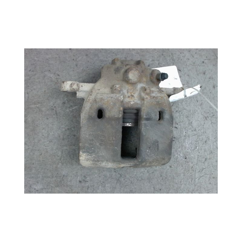 ETRIER DE FREIN AVANT GAUCHE MITSUBISHI COLT CZ 2005-