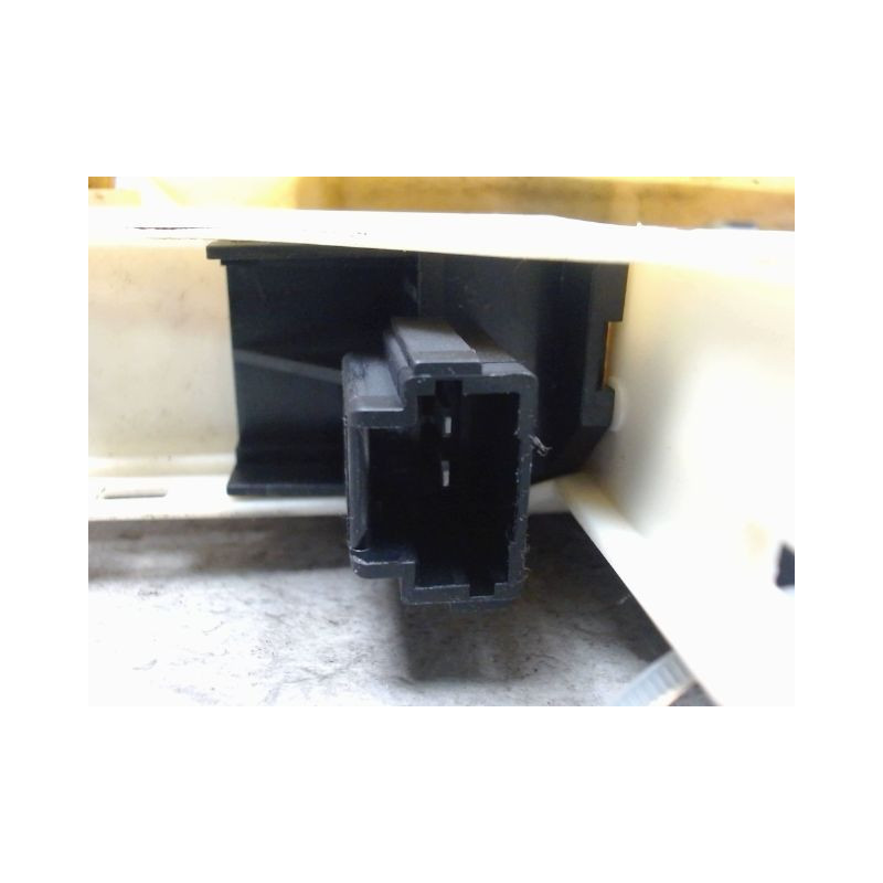 MECANISME+MOTEUR LEVE-GLACE ARRIERE DROIT RENAULT FLUENCE