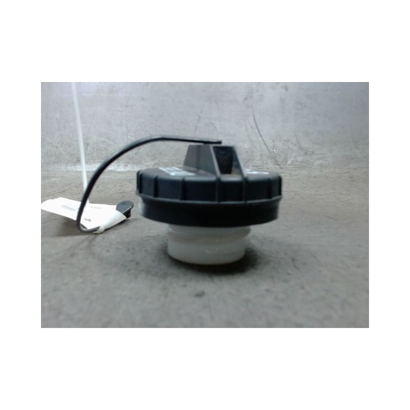 BOUCHON RESERVOIR A CARBURANT SSANGYONG TIVOLI