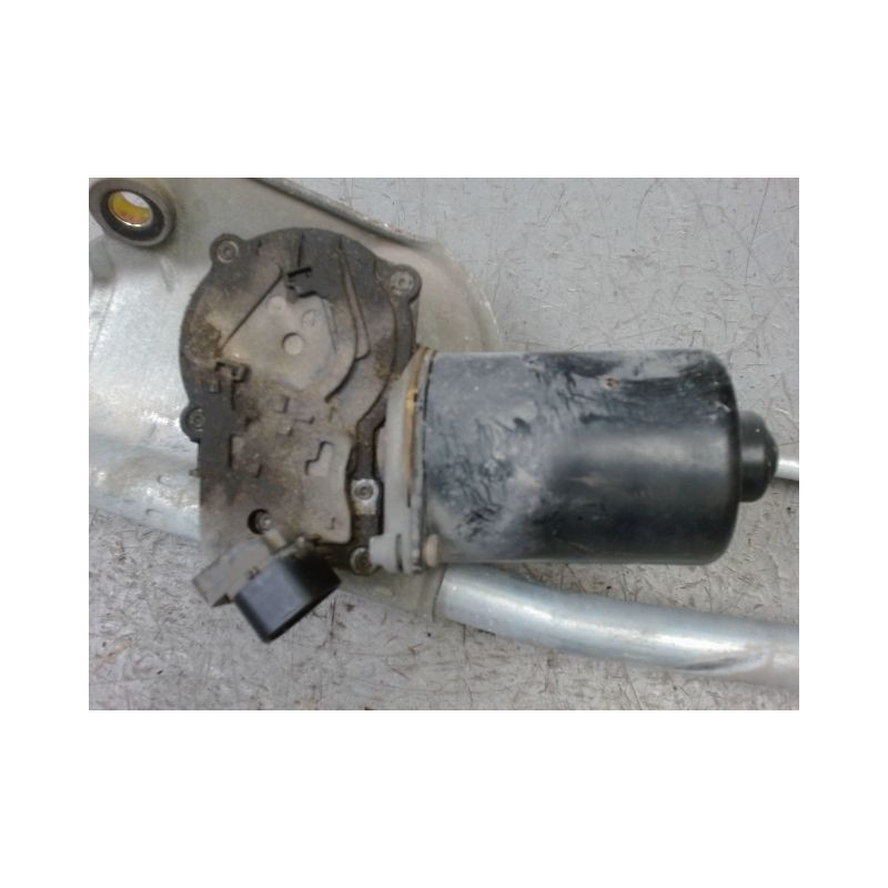 MECANISME ESSUIE-GLACE AVANT TOYOTA AVENSIS -2000