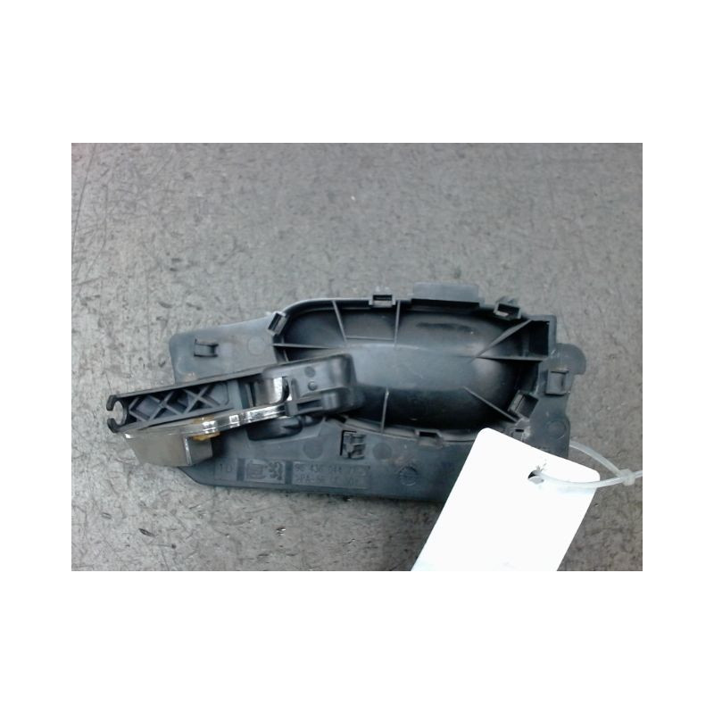 POIGNEE INTERIEURE PORTE AVANT DROIT PEUGEOT 307 2001-2005