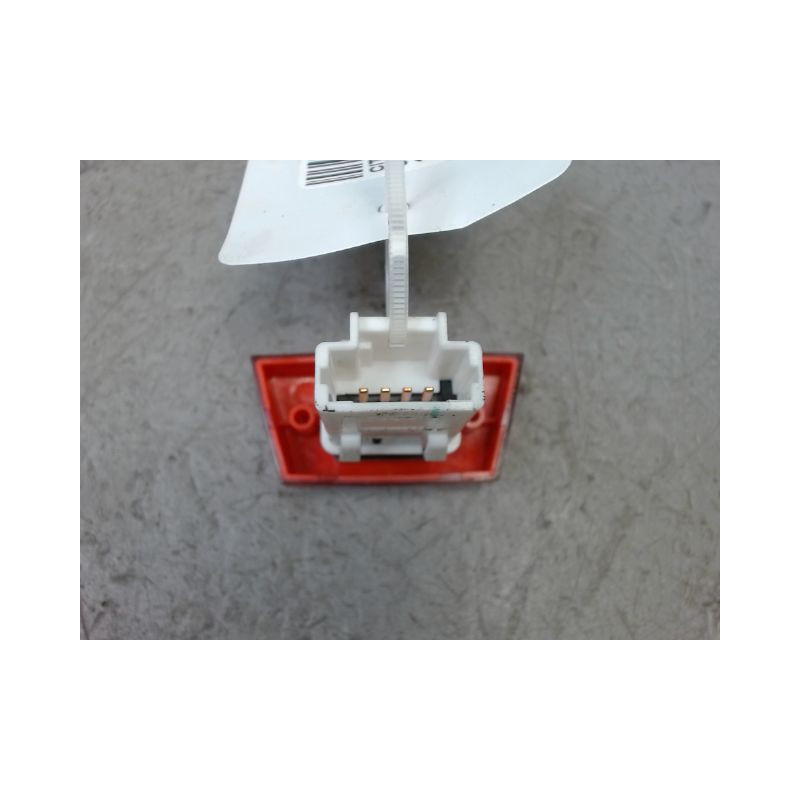 BOUTON DE WARNING CITROEN C1 5P