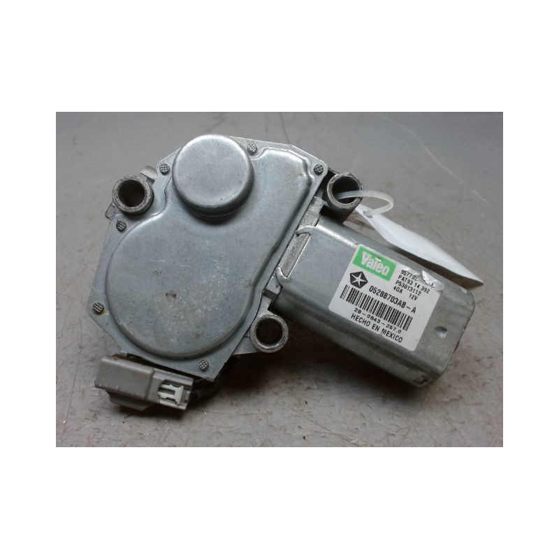 MOTEUR ESSUIE-GLACE ARRIERE CHRYSLER PT CRUISER 00-05